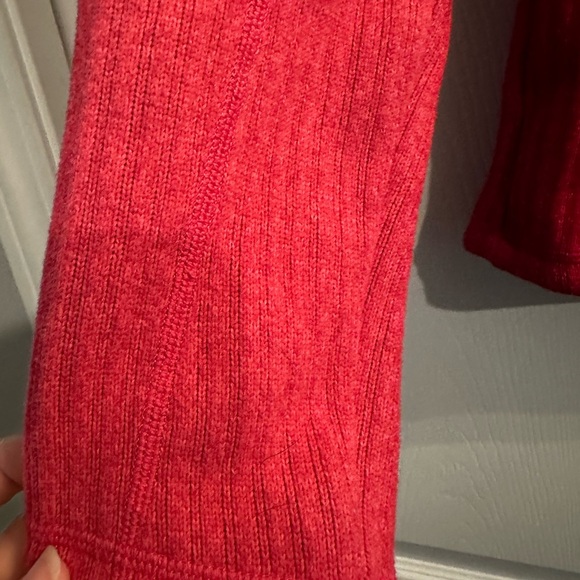 Patagonia Pink/Red Women's Sweater Cardigan - Picture 4 of 7